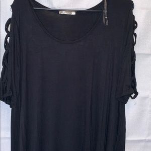 Hearts and Hips cold shoulder tee dress